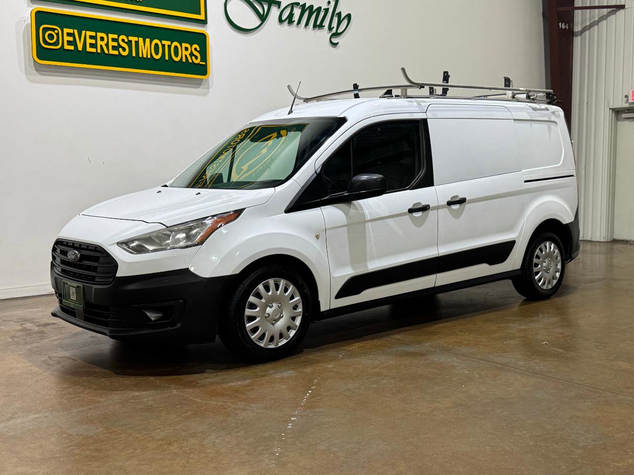 Used 2019 Ford Transit Connect XL image 3