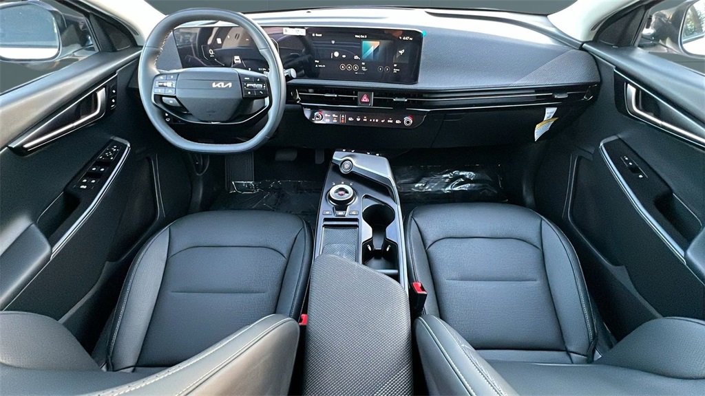 New 2025 Kia EV6 Wind image 6