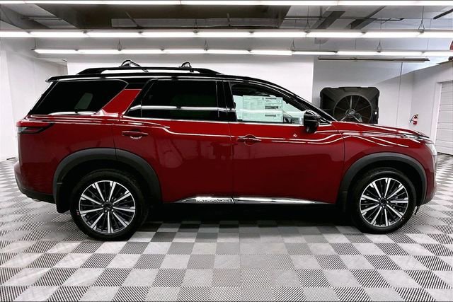 New 2026 Nissan Pathfinder Platinum AWD/4WD image 19