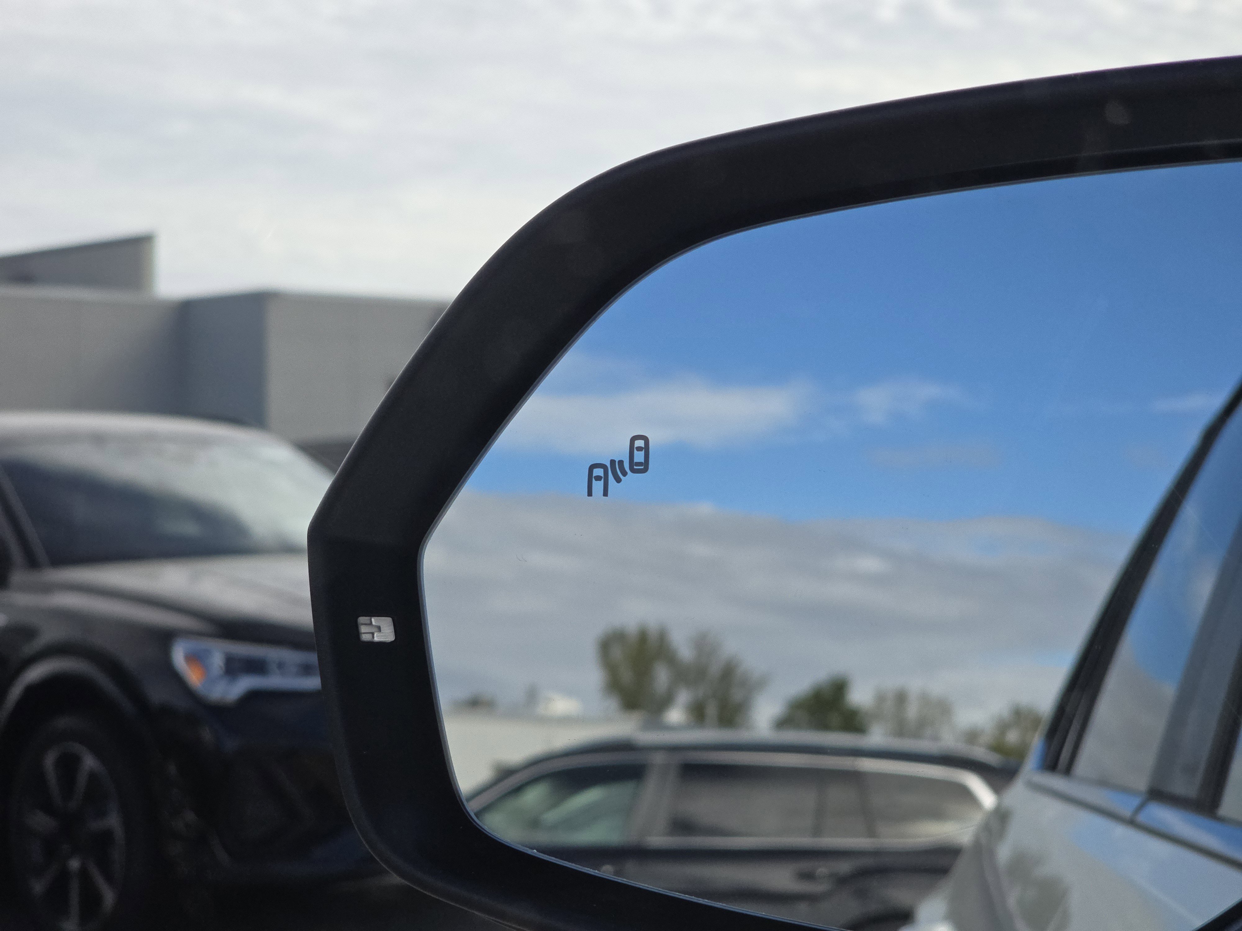 New 2026 Volkswagen Atlas Cross Sport SE image 19