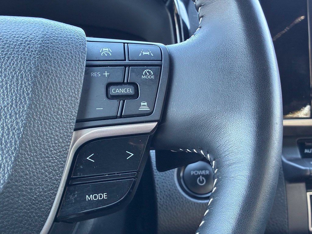 Used 2025 Toyota Camry SE FWD image 16