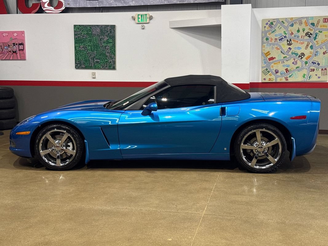 Used 2009 Chevrolet Corvette Convertible RWD image 5
