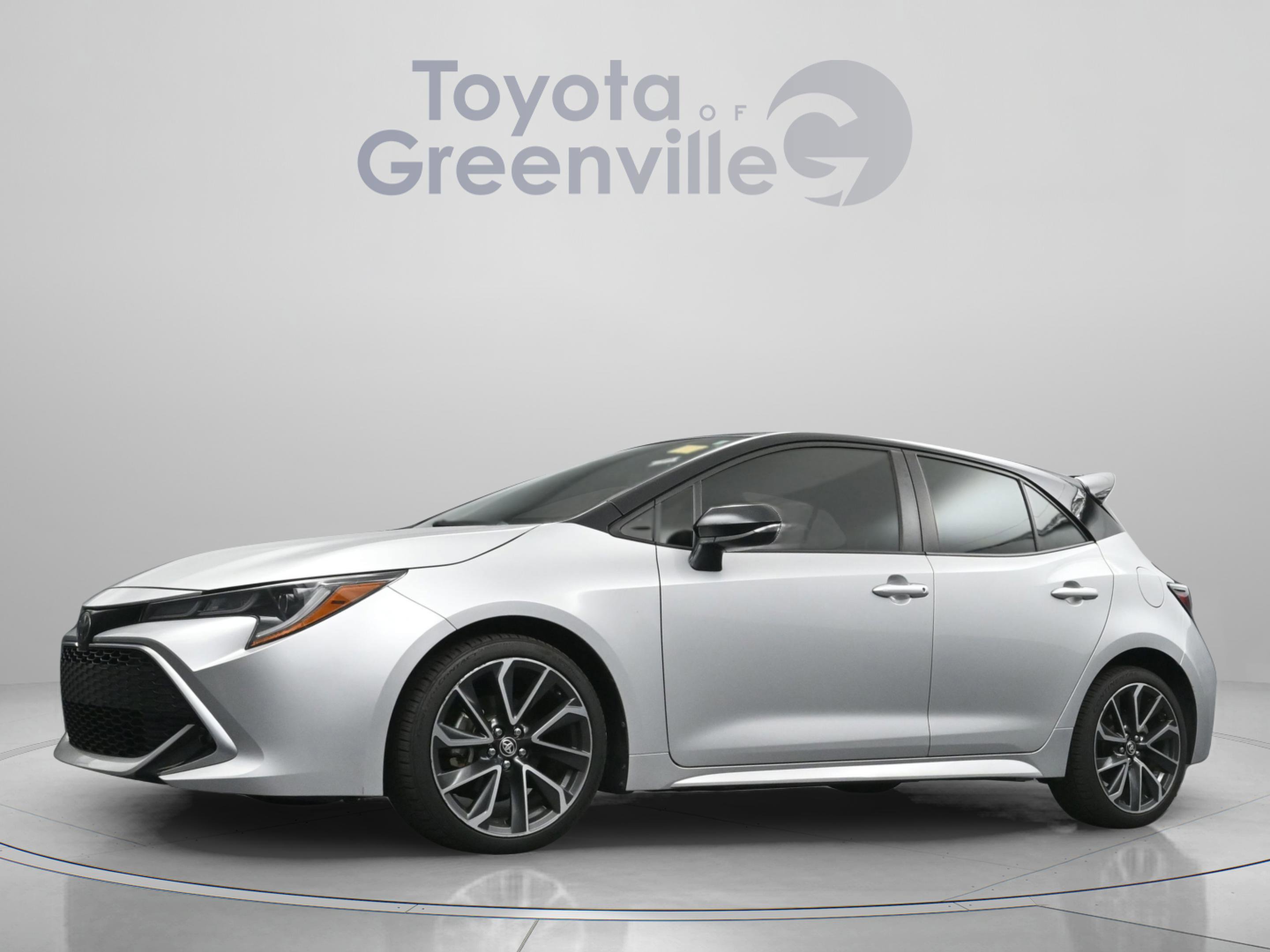 Used 2020 Toyota Corolla XSE FWD image 2