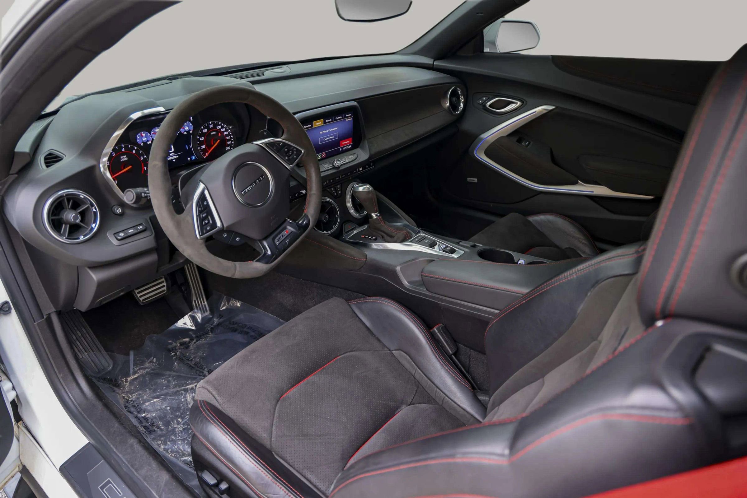 Used 2019 Chevrolet Camaro ZL1 image 17