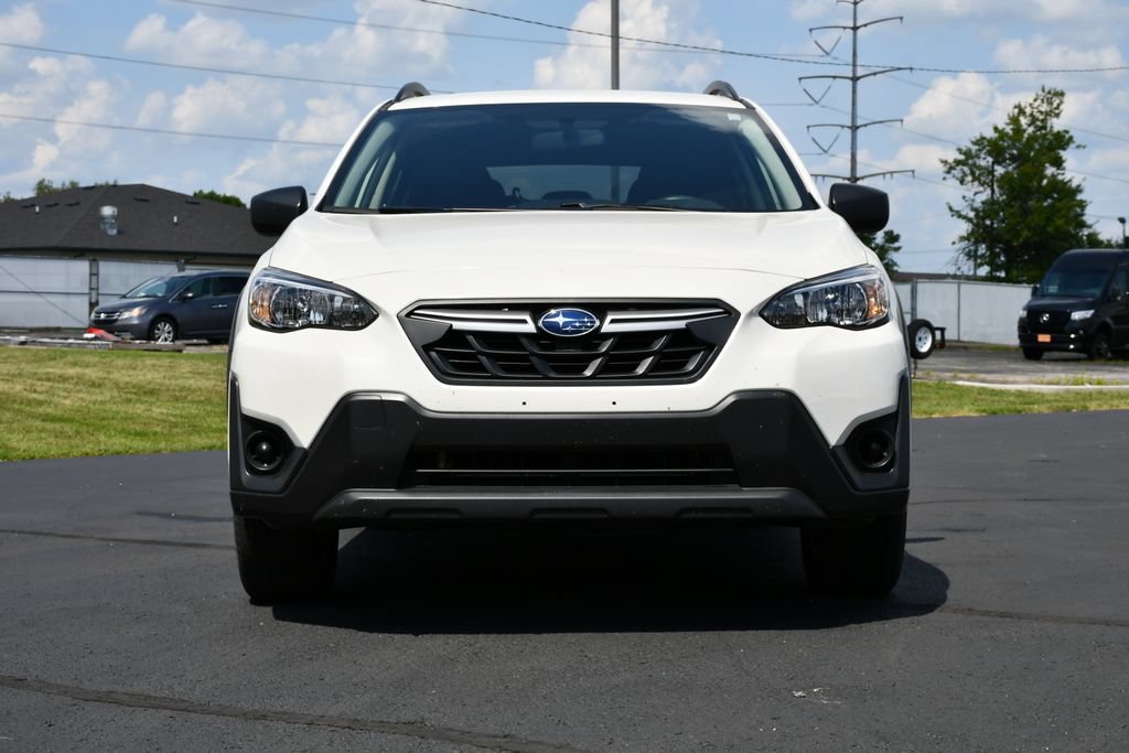 Used 2023 Subaru Crosstrek 2.0i AWD/4WD image 2