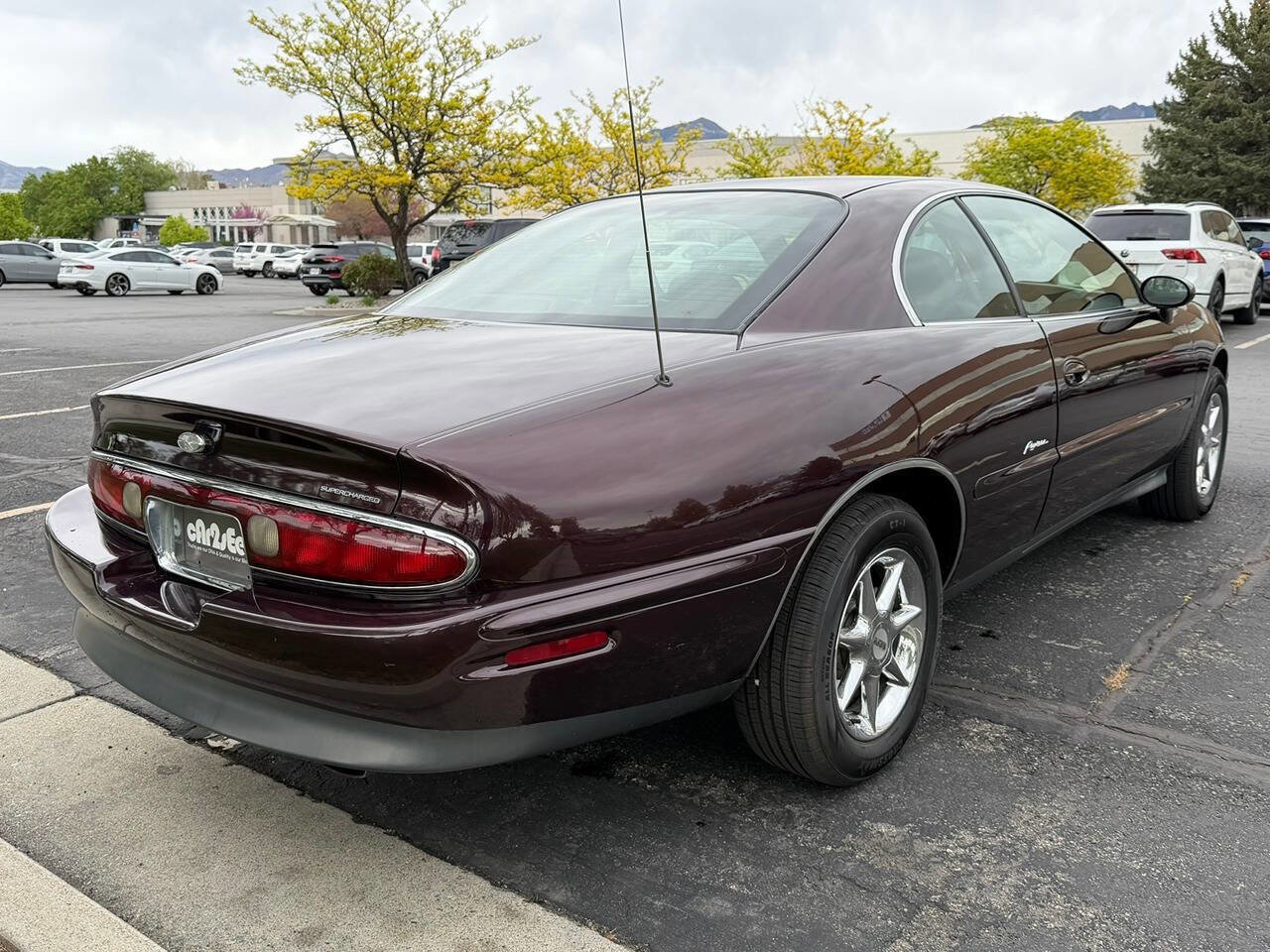 Used 1995 Buick Riviera Supercharged Coupe image 15