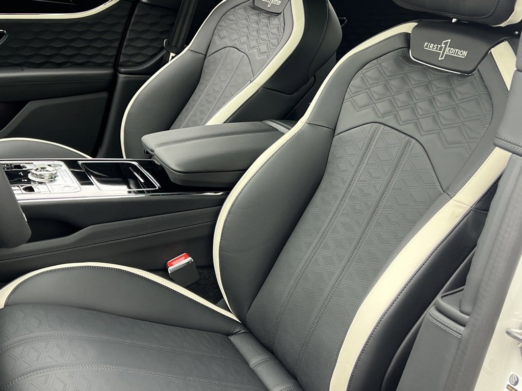 Used 2025 Bentley Flying Spur Speed image 17