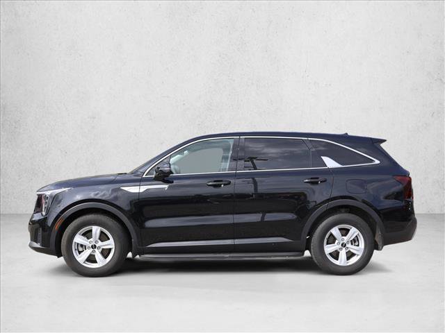 Used 2025 Kia Sorento LX FWD image 8