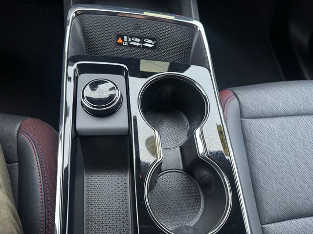 Used 2025 Chevrolet Equinox RS image 33