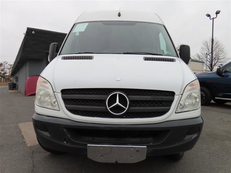Used 2013 Mercedes-Benz Sprinter 2500 image 2
