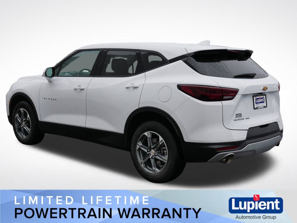 Used 2025 Chevrolet Blazer LT AWD/4WD image 10