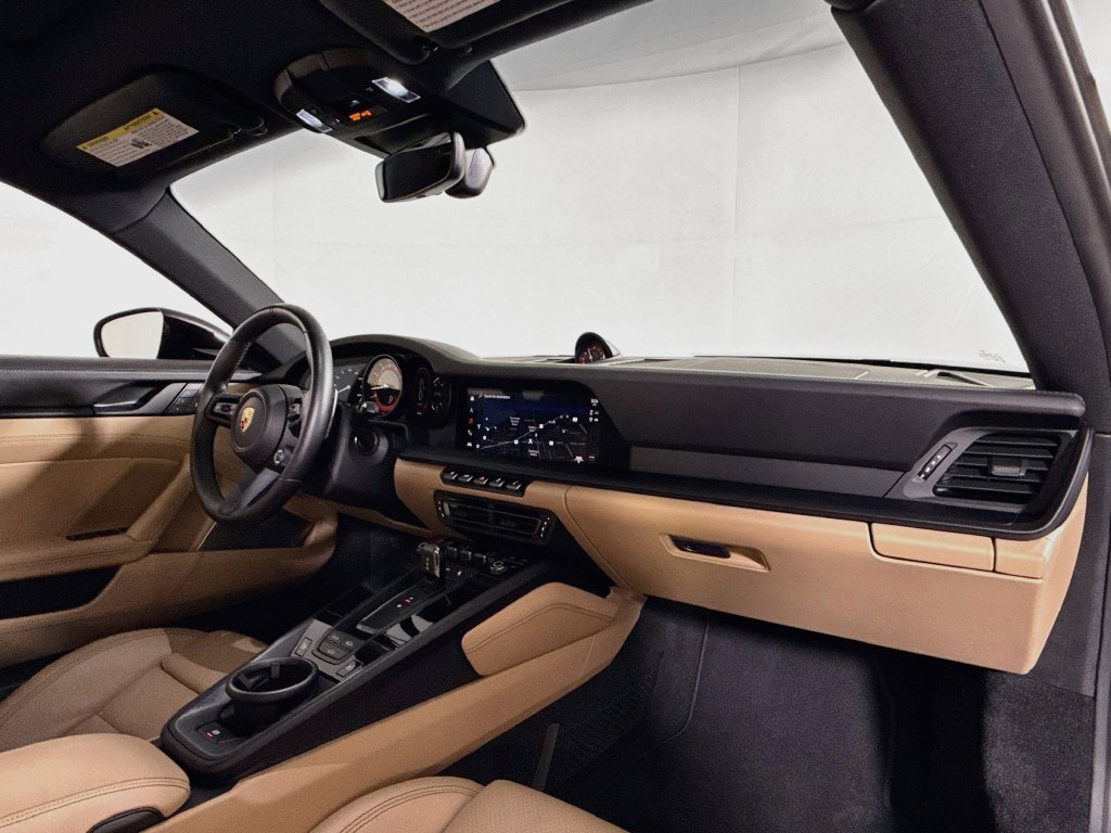 Certified 2024 Porsche 911 Carrera GTS RWD image 17
