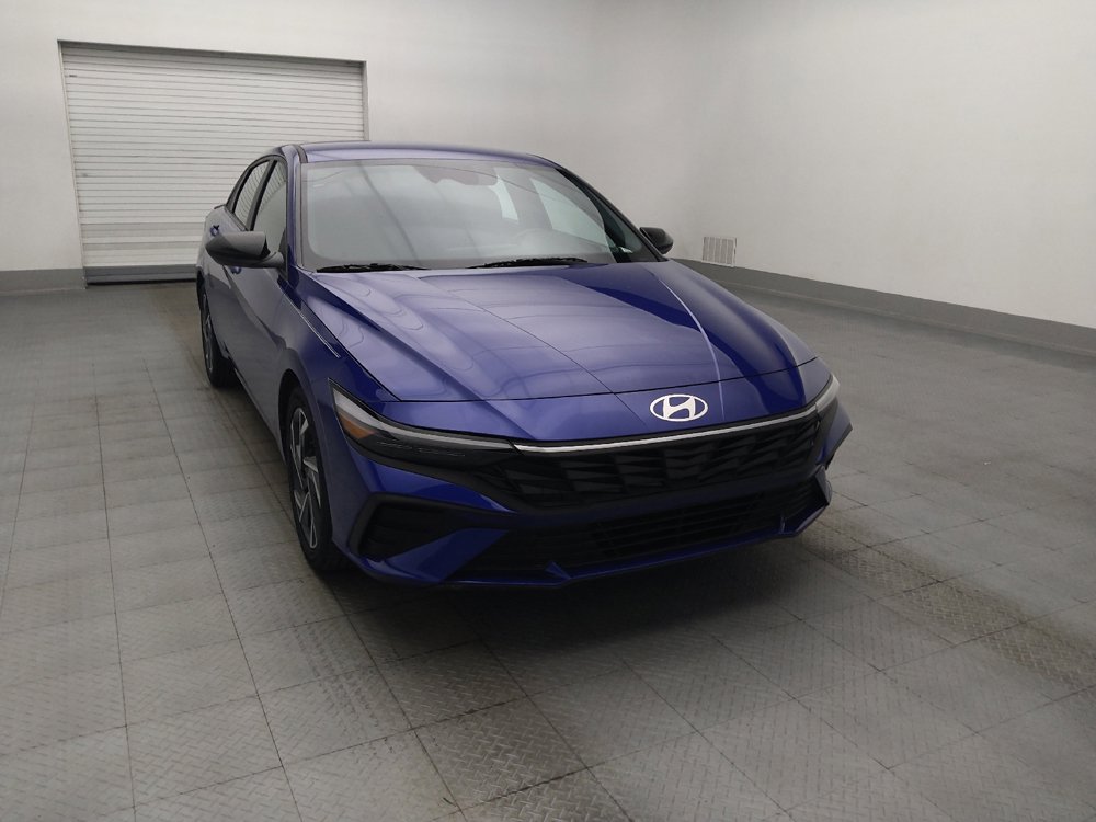Used 2025 Hyundai Elantra Sport FWD image 14