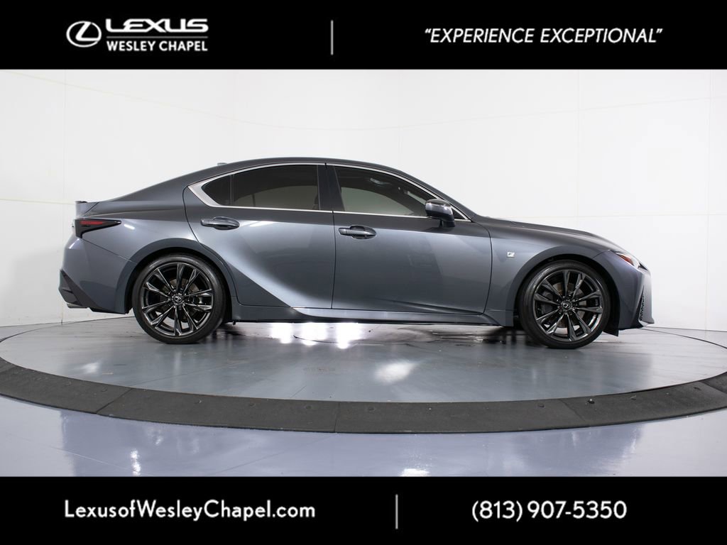 Used 2024 Lexus IS 300 F Sport RWD image 4