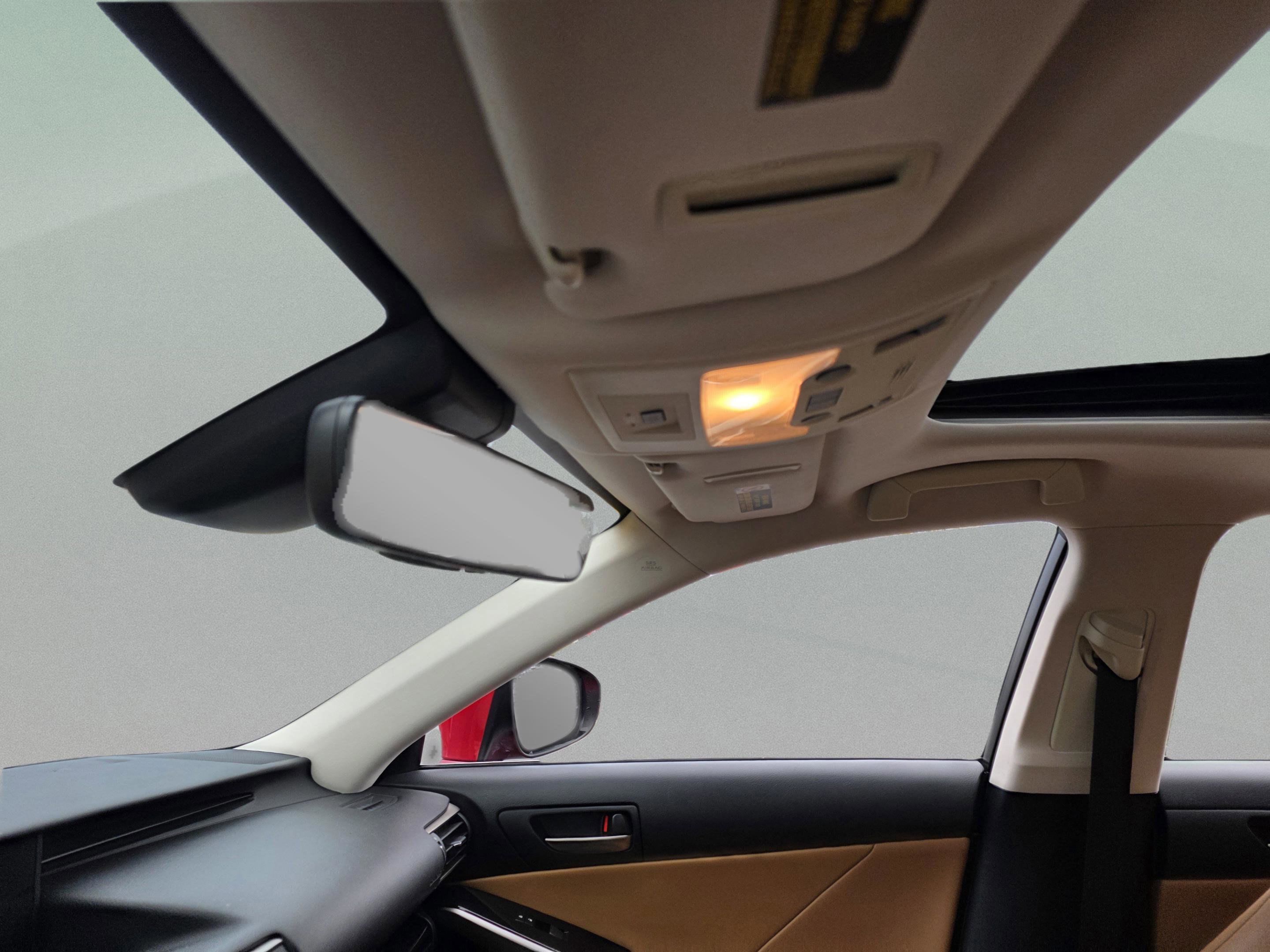 Used 2017 Lexus IS 200t image 15