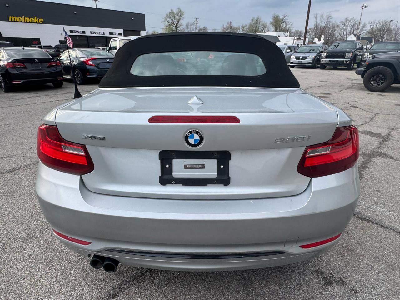 Used 2016 BMW 228i xDrive Convertible image 5