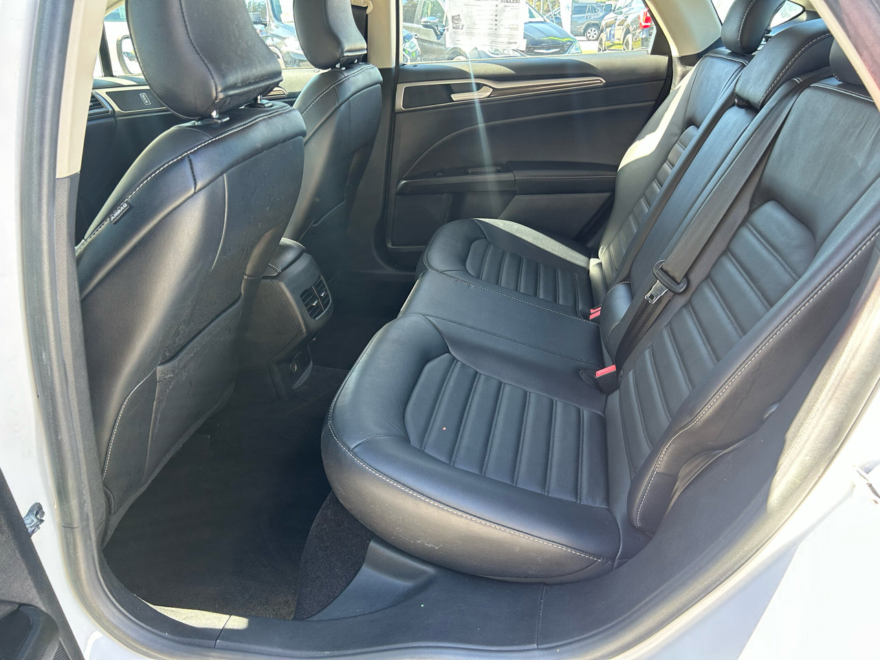 Used 2018 Ford Fusion SE w/ Equipment Group 602A image 11