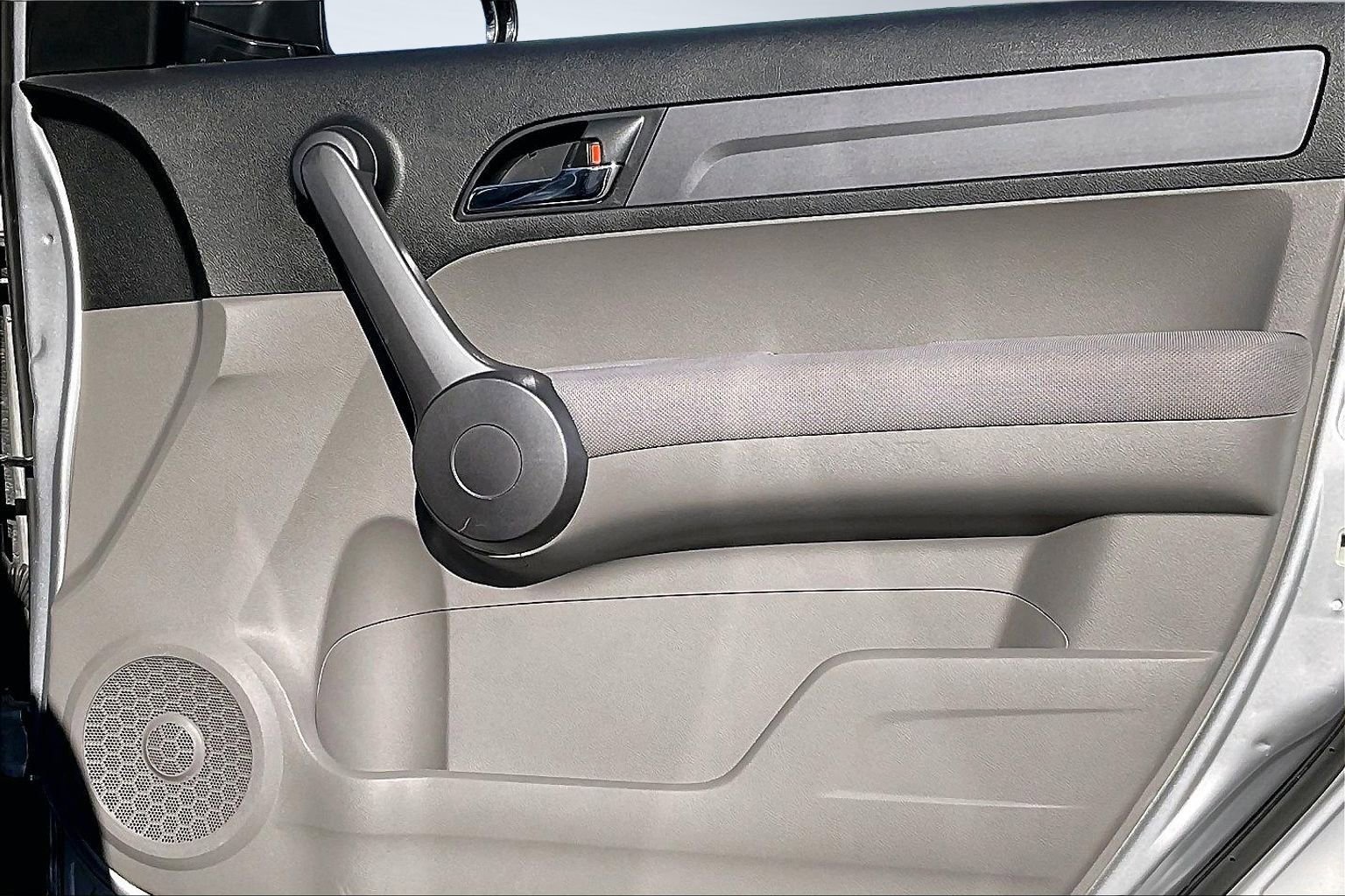 Used 2009 Honda CR-V LX image 17