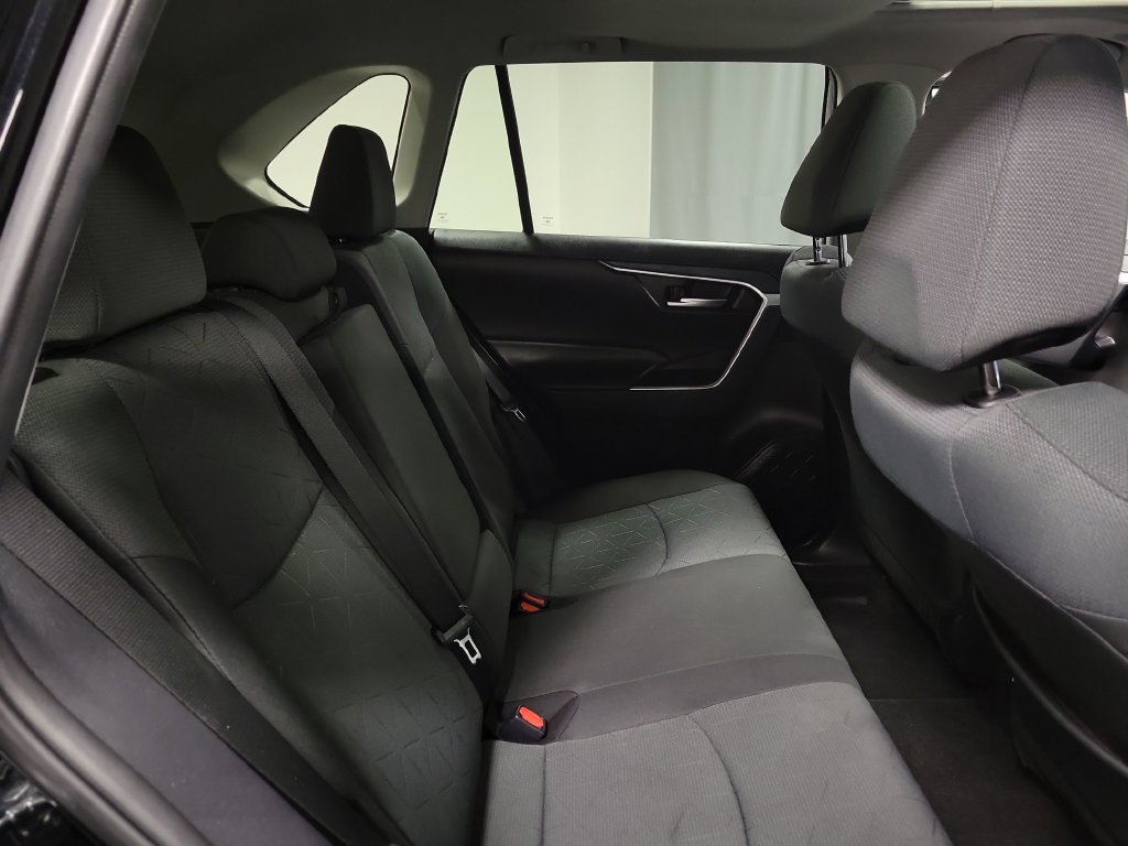 Used 2025 Toyota RAV4 XLE w/ Convenience Package AWD/4WD image 33