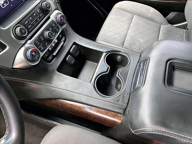 Used 2018 Chevrolet Suburban LS image 15