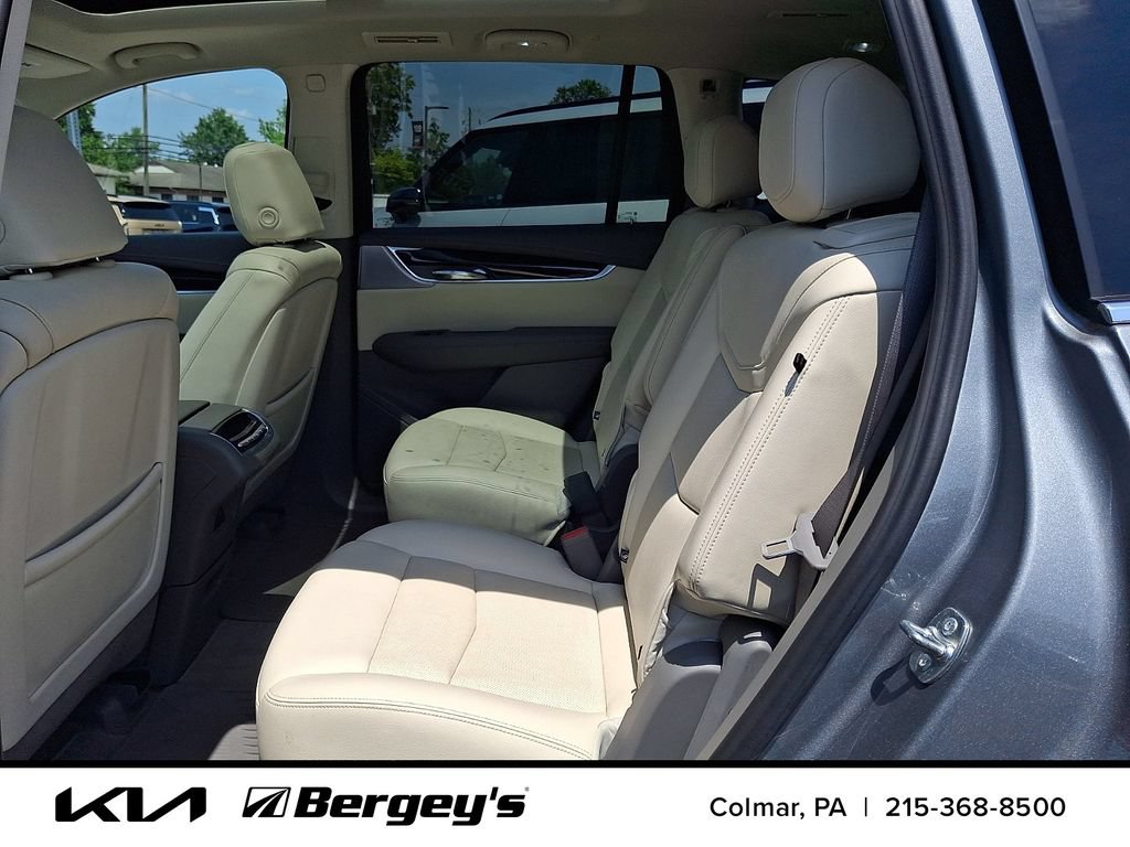 Used 2024 Cadillac XT6 Premium Luxury w/ Technology Package AWD/4WD image 12