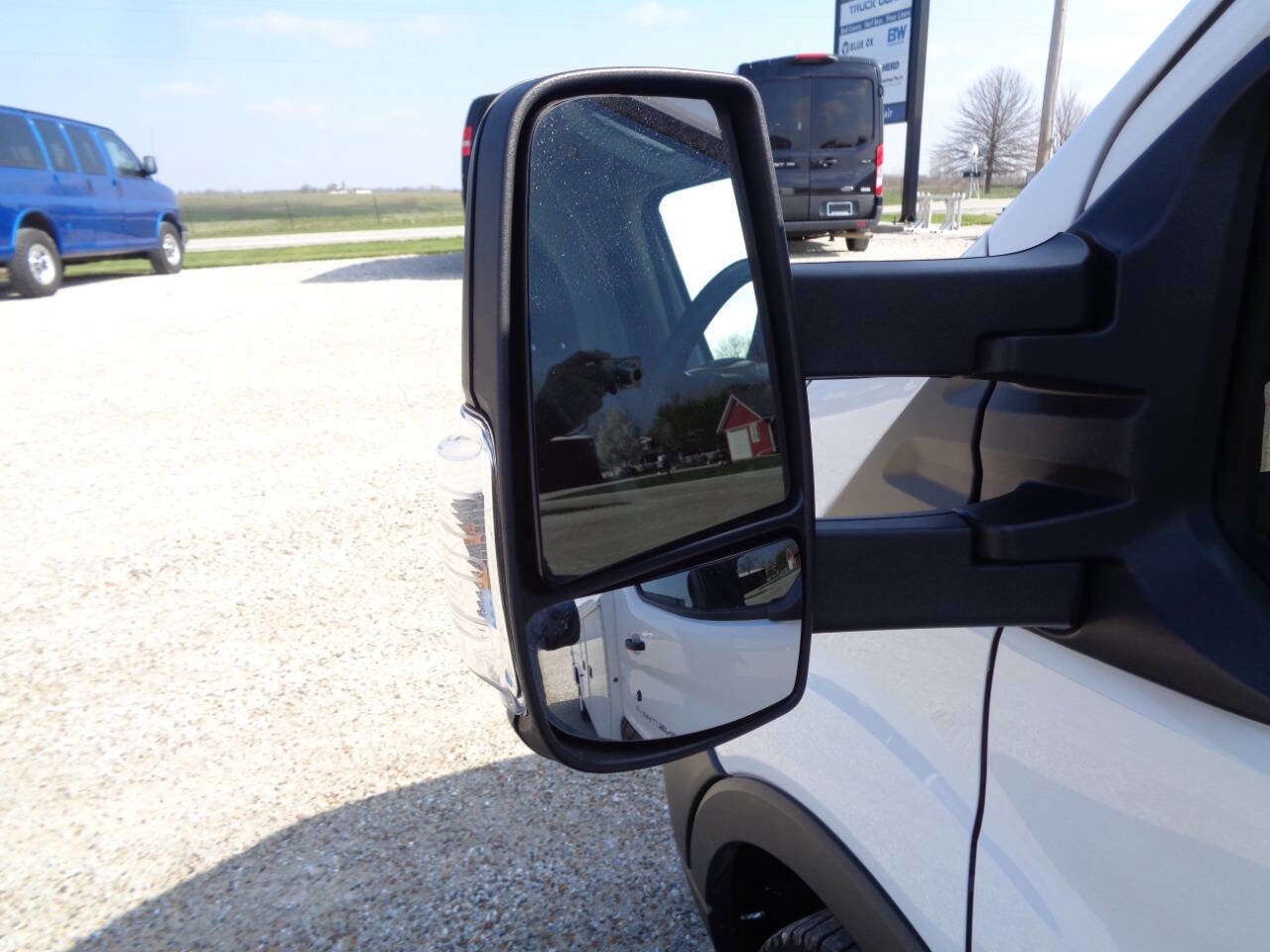 Used 2020 Ford Transit 350 DRW w/ Interior Upgrade Package image 76