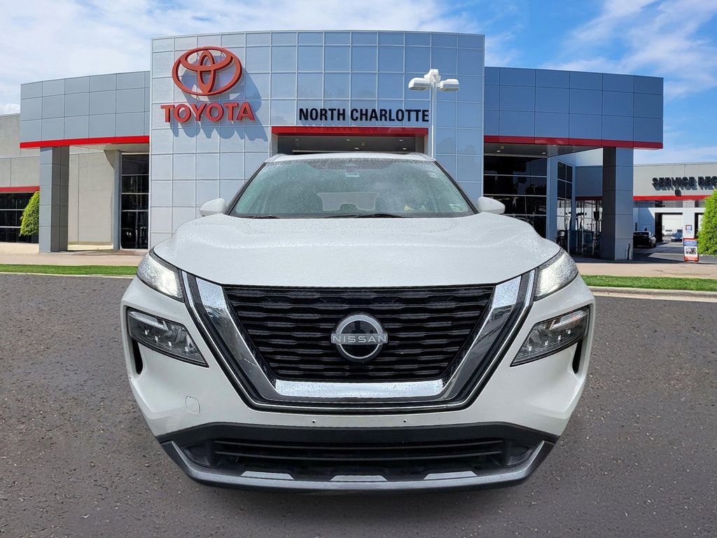 Used 2023 Nissan Rogue SL FWD image 8