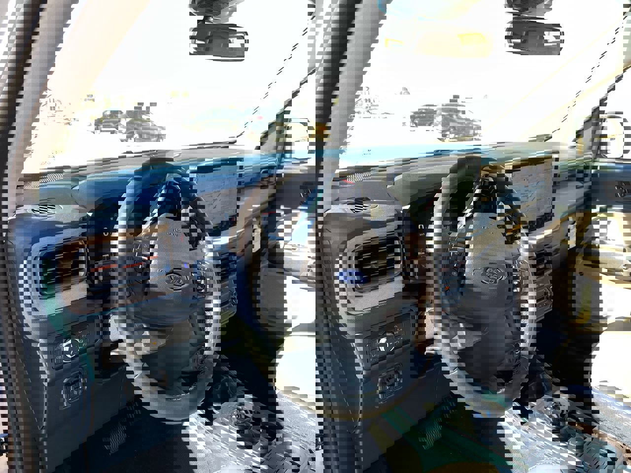 New 2026 Ford Maverick Lariat w/ 4K Tow Package image 29