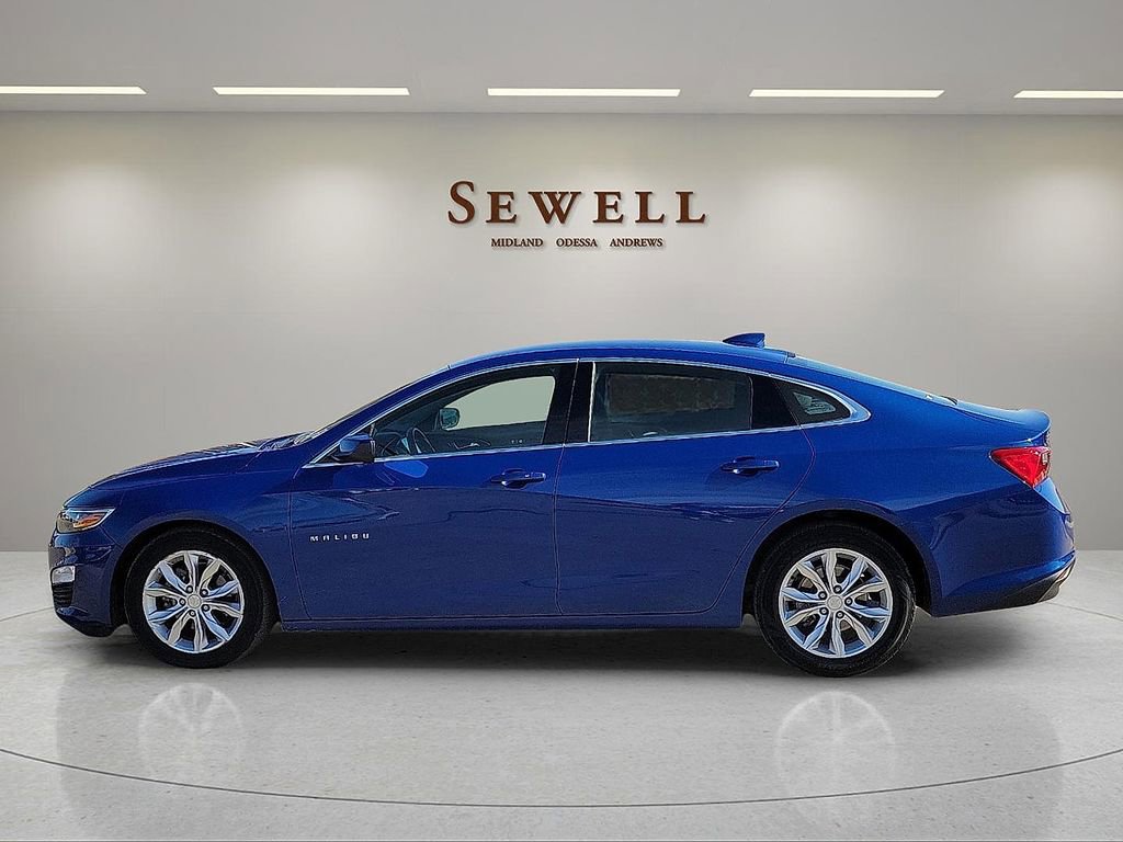 Used 2023 Chevrolet Malibu LT image 2