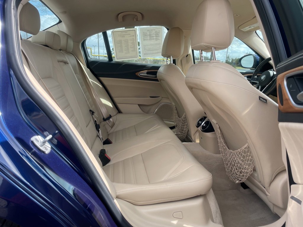 Used 2018 Alfa Romeo Giulia Ti w/ Quick Order Package 22Z Lusso image 16