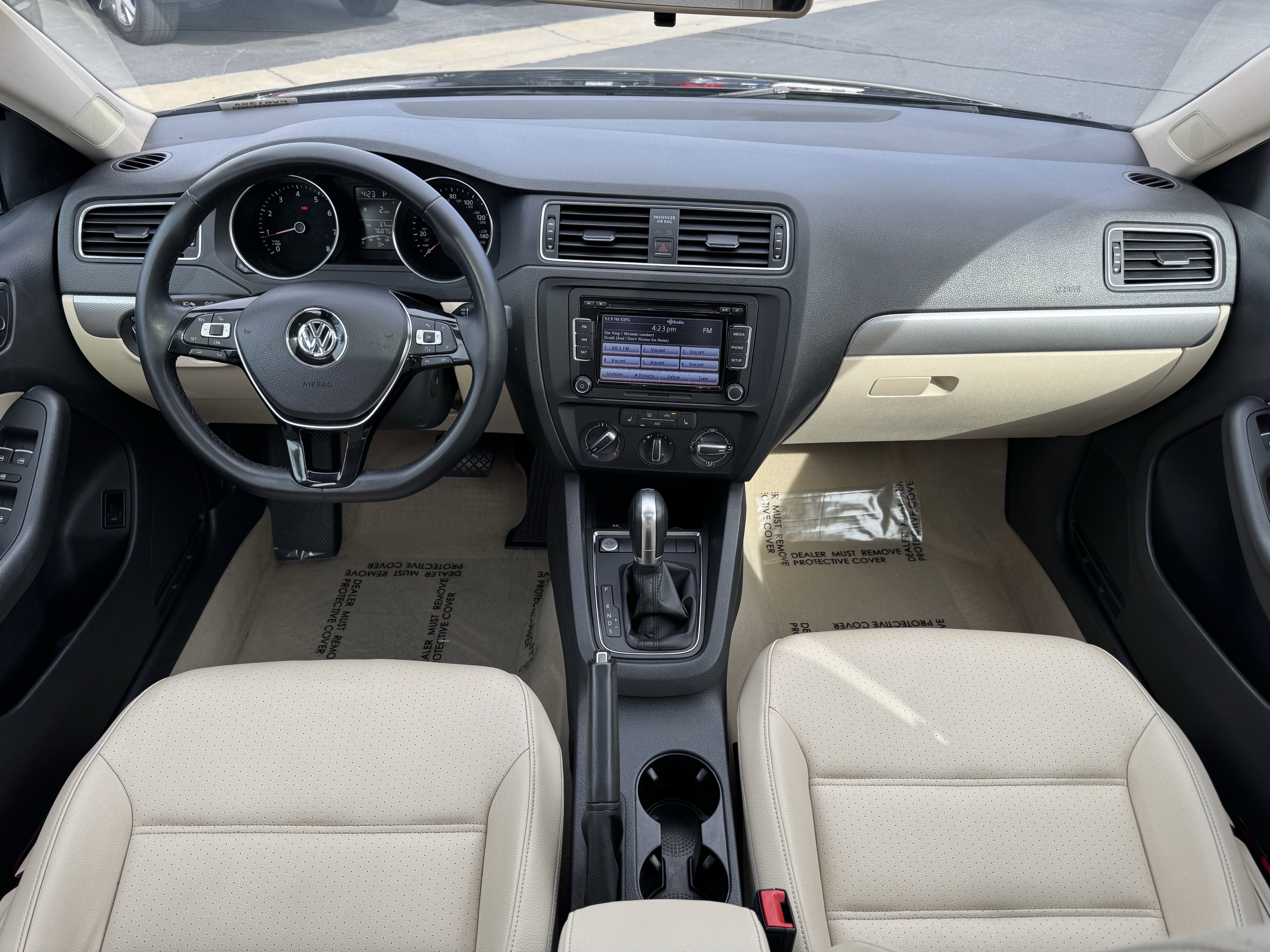 Used 2015 Volkswagen Jetta SE image 31