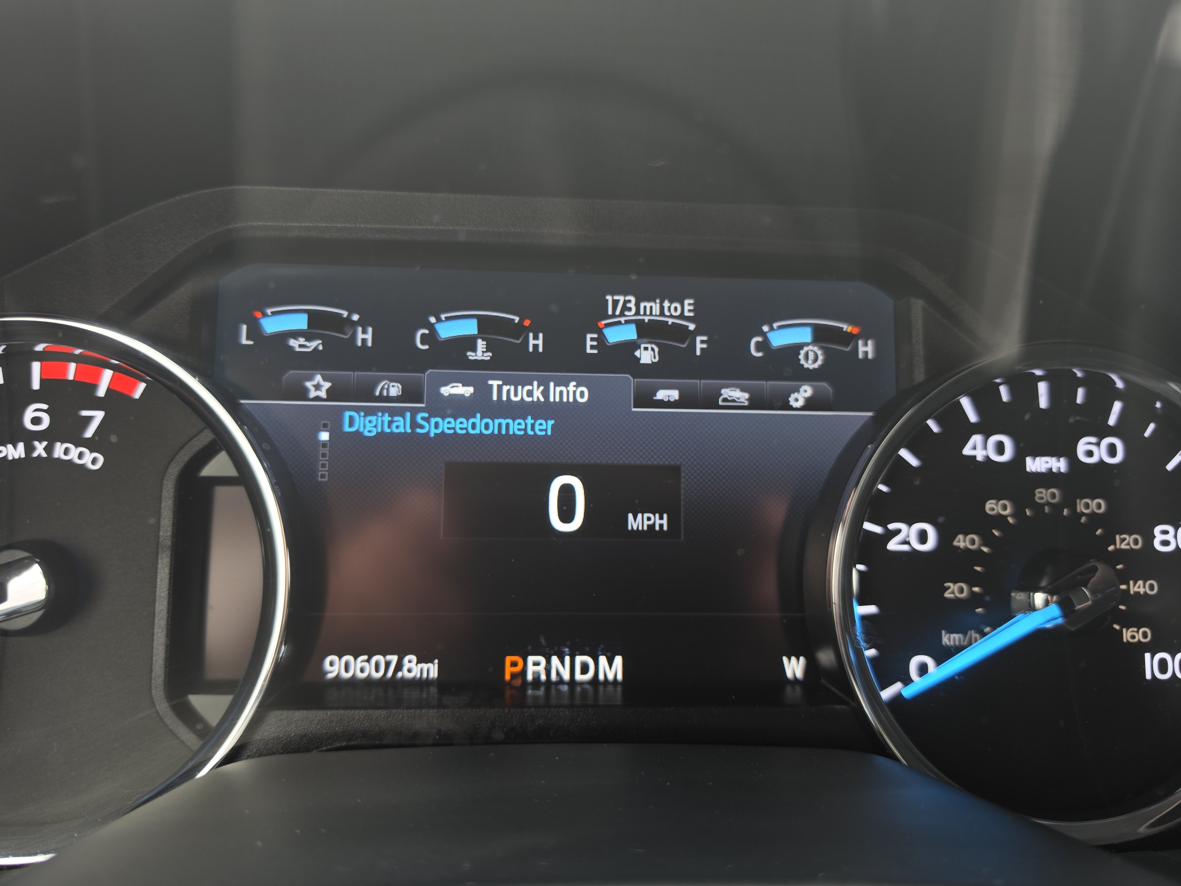 Used 2022 Ford F350 Lariat w/ Lariat Ultimate Package AWD/4WD image 24