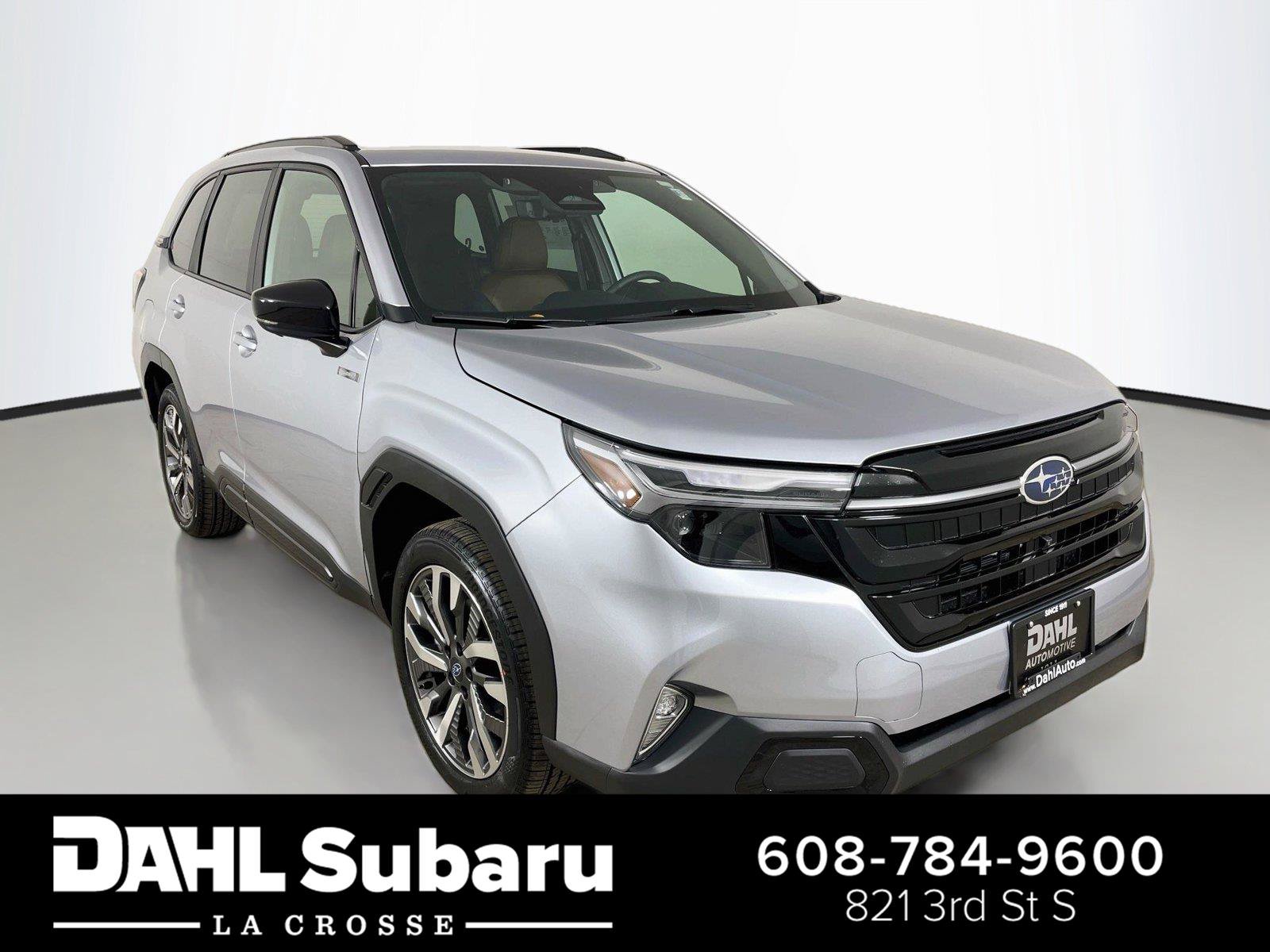 New 2026 Subaru Forester Touring AWD/4WD image 1