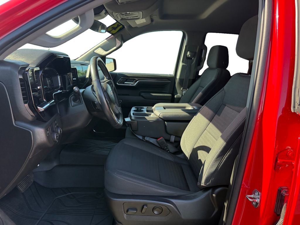 Used 2023 Chevrolet Silverado 1500 LT image 10