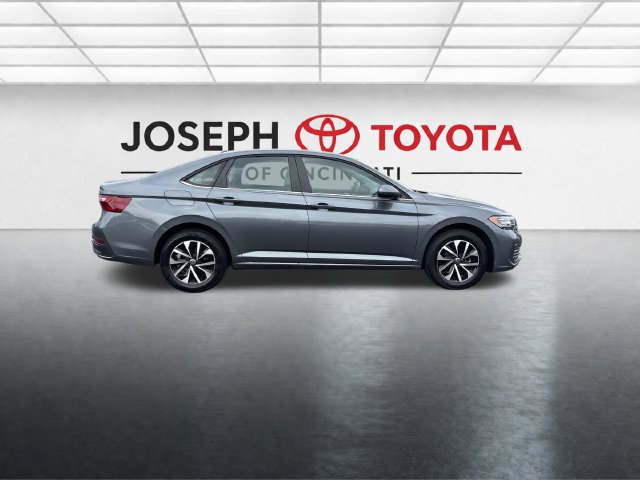 Used 2024 Volkswagen Jetta S FWD image 5