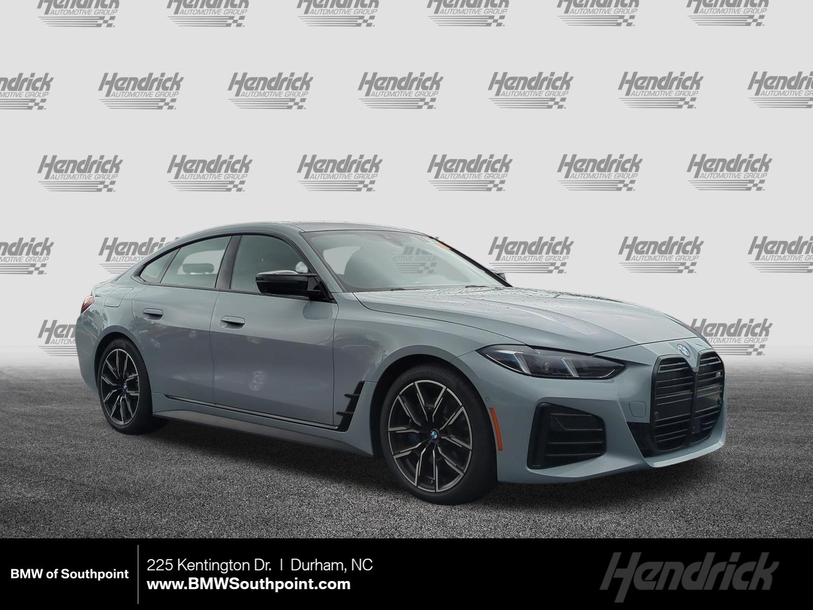 Used 2025 BMW M440i RWD image 1