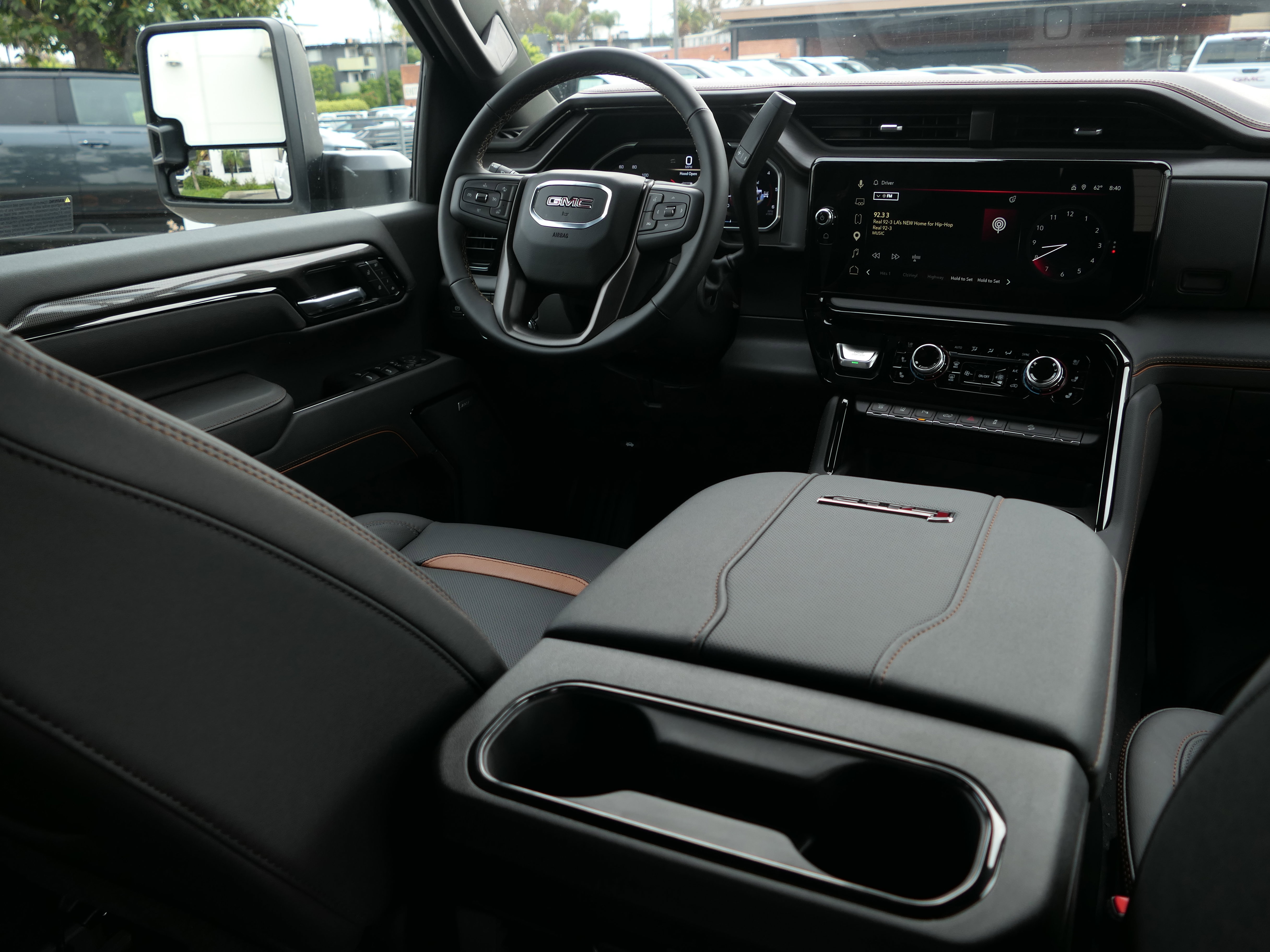 New 2026 GMC Sierra 2500 AT4 w/ AT4 Premium Plus Package AWD/4WD image 24