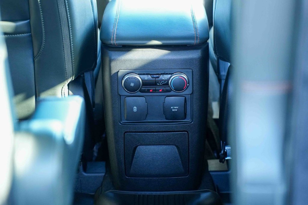 Used 2024 Ford Explorer Timberline w/ Timberline Technology Package AWD/4WD image 14