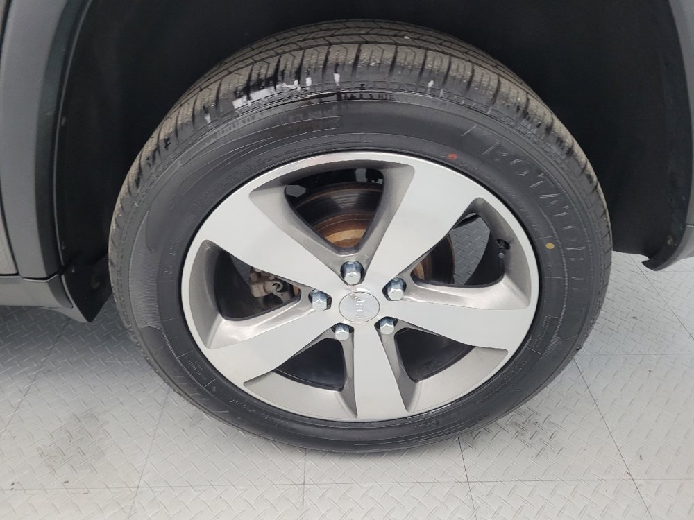 Used 2016 Jeep Grand Cherokee Limited AWD/4WD image 31