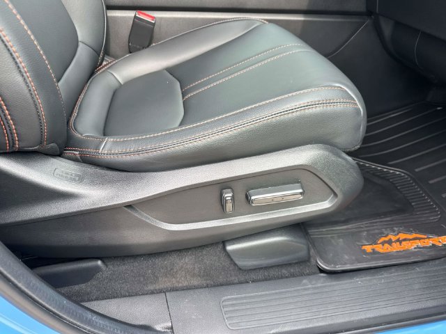 Used 2025 Honda Pilot TrailSport image 13