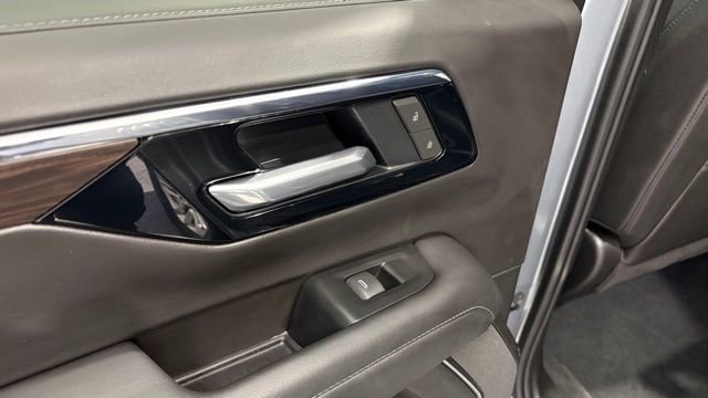 Used 2025 Chevrolet Tahoe LT image 22