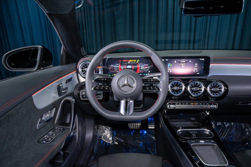 New 2025 Mercedes-Benz CLA 250 image 15