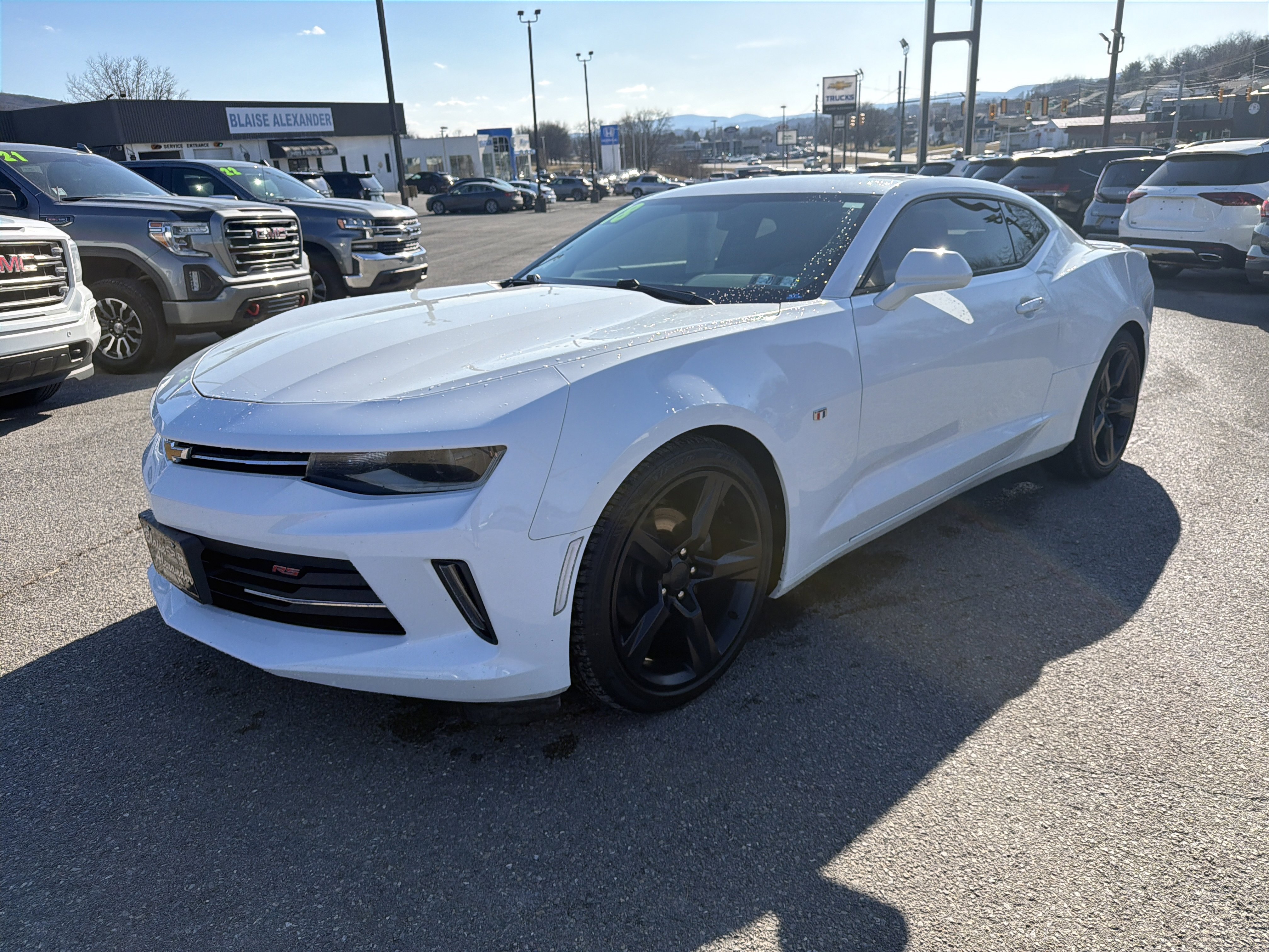 Used 2018 Chevrolet Camaro LT w/ RS Package image 8