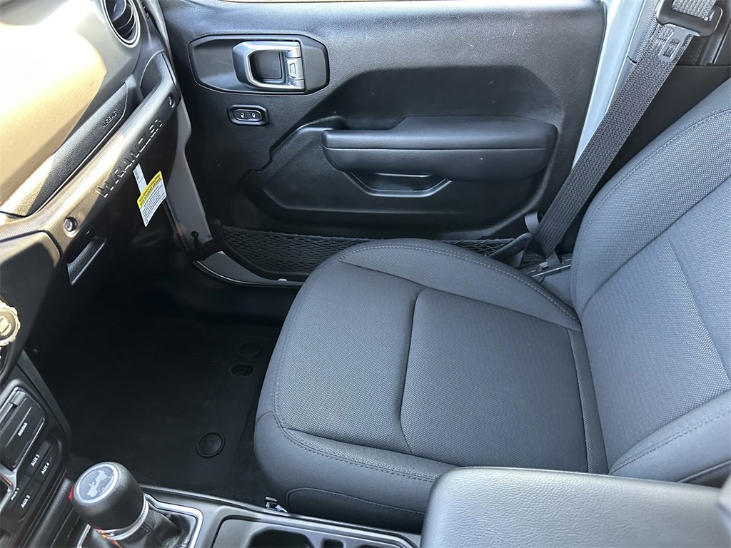 New 2023 Jeep Wrangler Sport S image 24