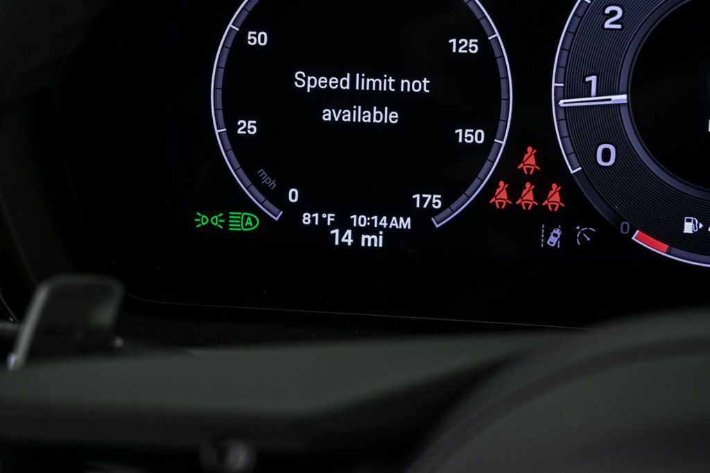 New 2025 Porsche Cayenne image 12