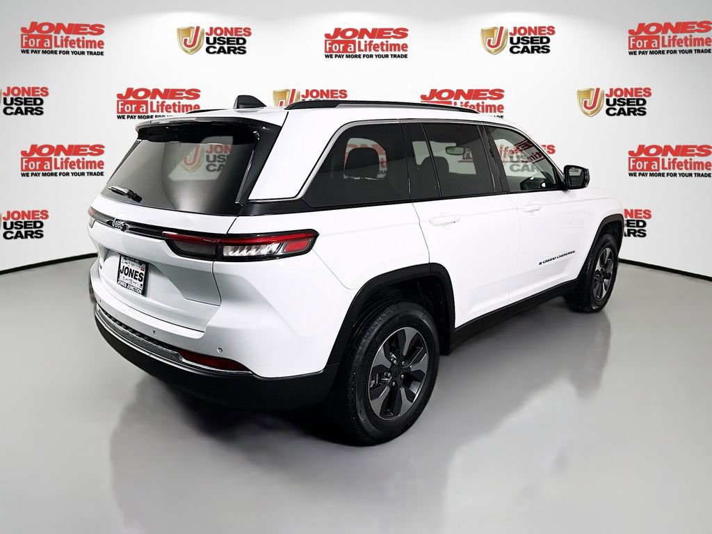 Used 2022 Jeep Grand Cherokee Limited 4xe image 17