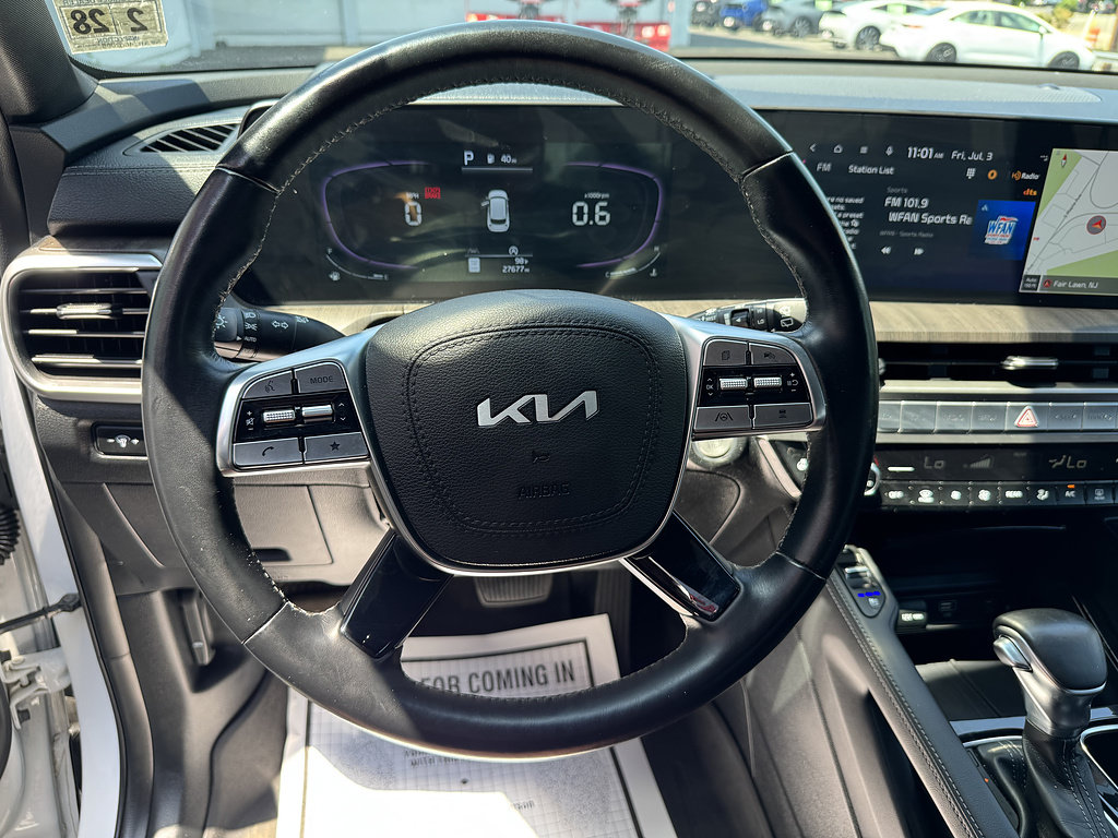Used 2023 Kia Telluride EX w/ EX Captain's Chair Package AWD/4WD image 14
