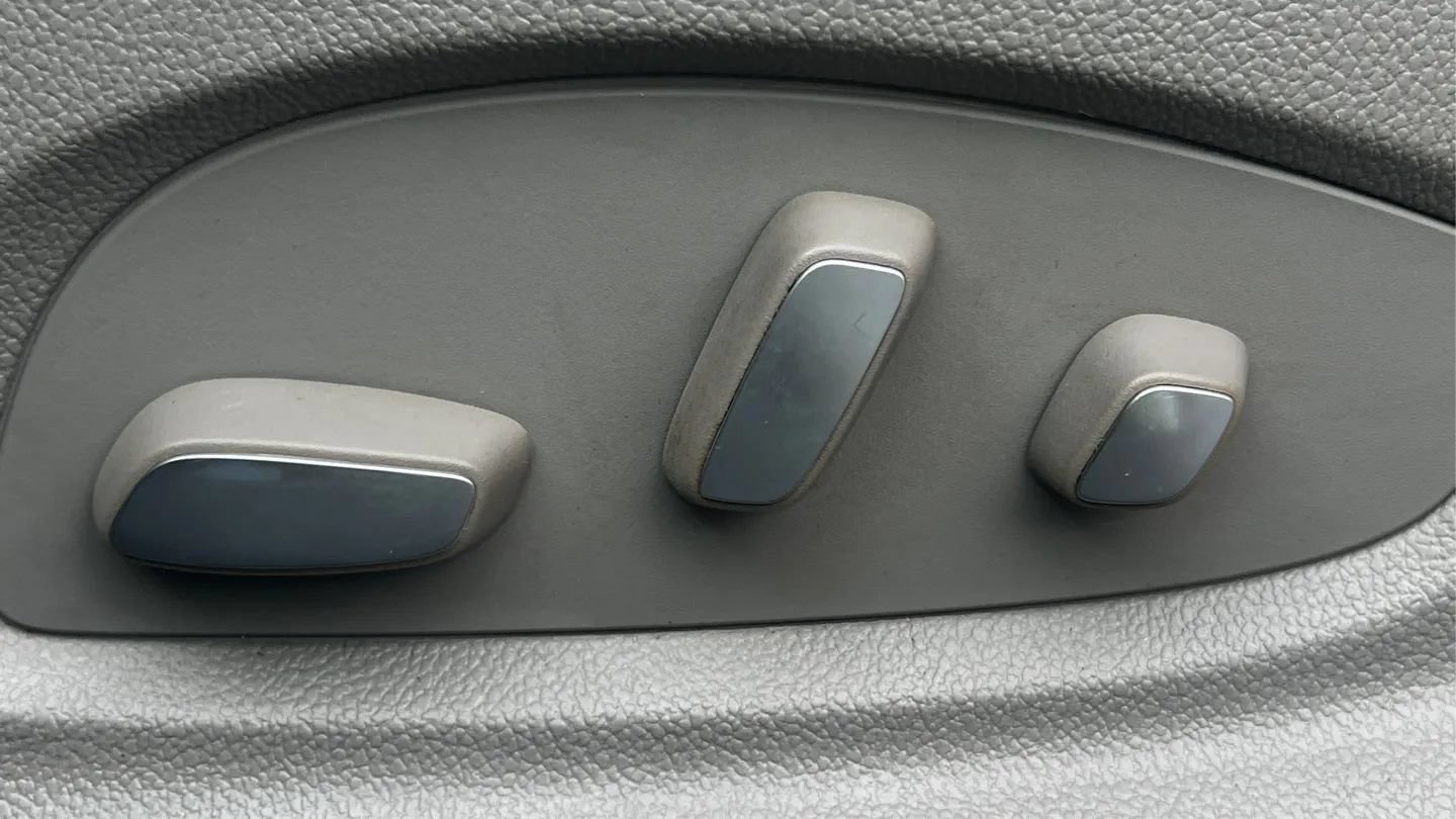 Used 2014 Cadillac XTS Premium FWD image 50