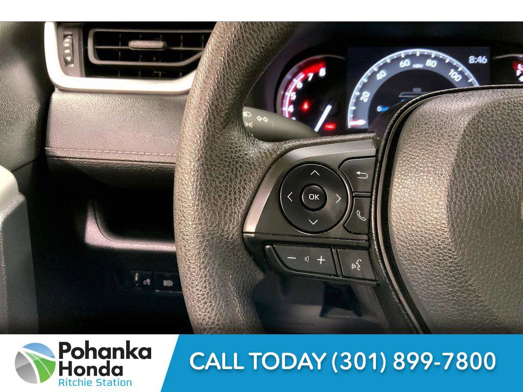 Used 2025 Toyota RAV4 XLE image 21