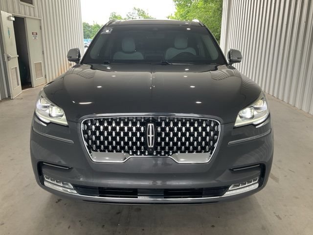 Used 2020 Lincoln Aviator Black Label w/ Class IV Trailer Tow Package AWD/4WD image 27